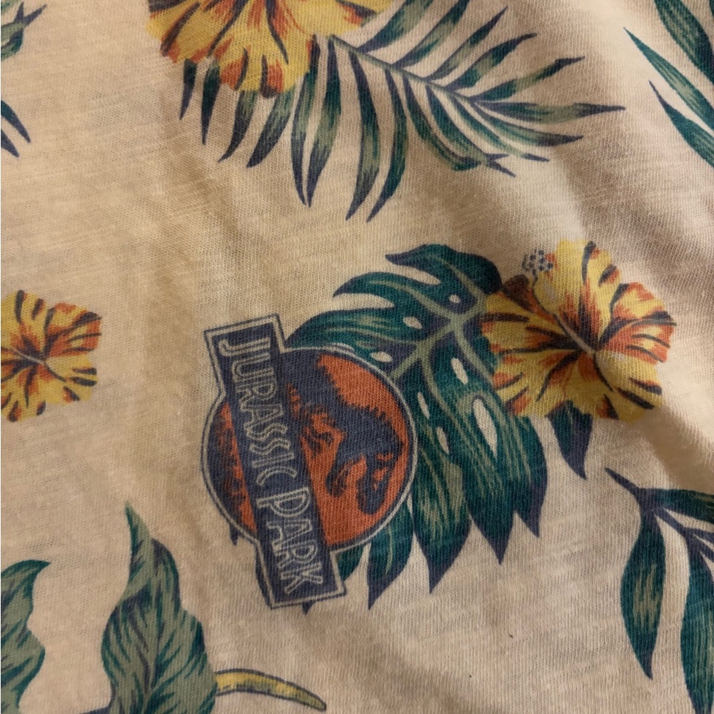 Universal Studios Jurassic World Button Down Flor… - image 3